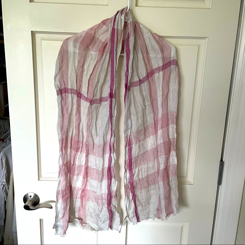 Burberry Linen Scarf signature Plaid Pattern